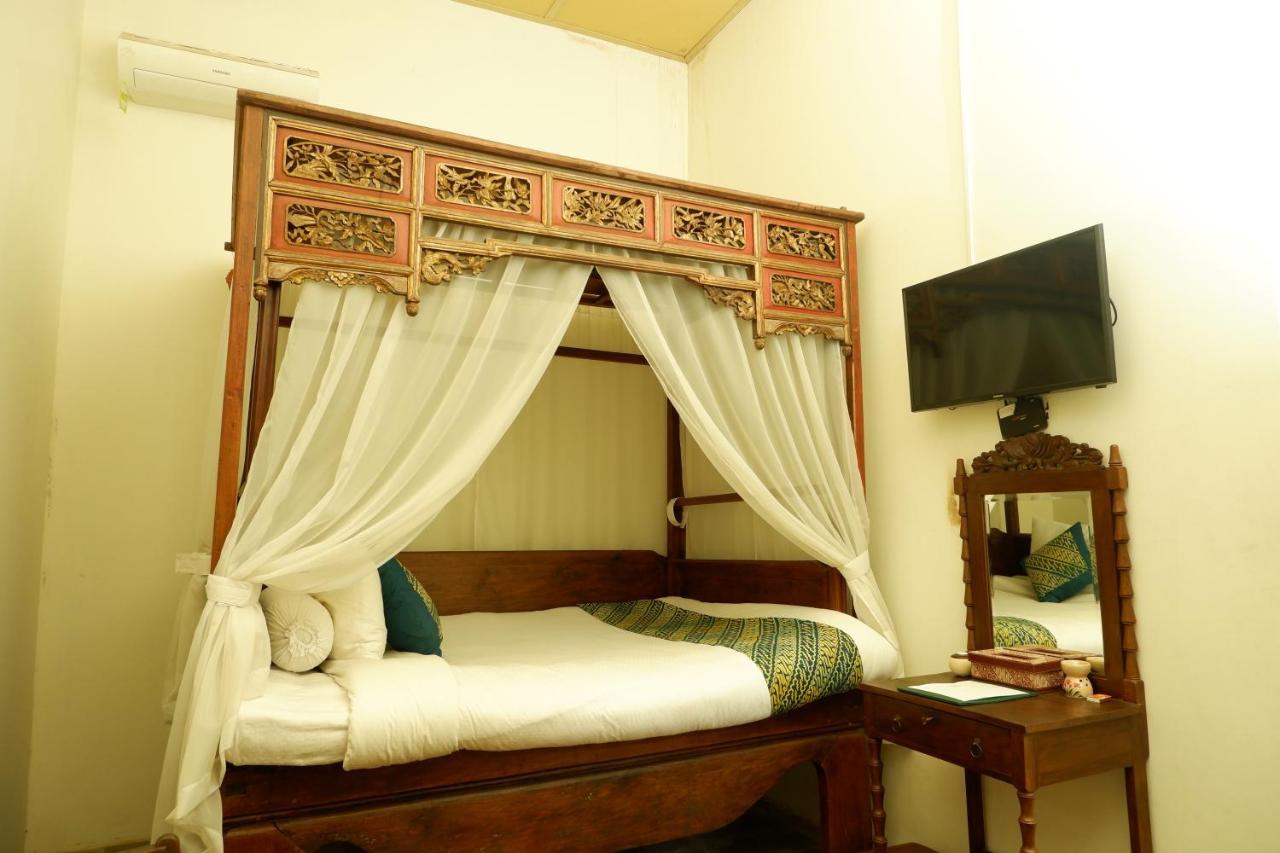 Ndalem Natan Royal Heritage Yogyakarta Exterior foto