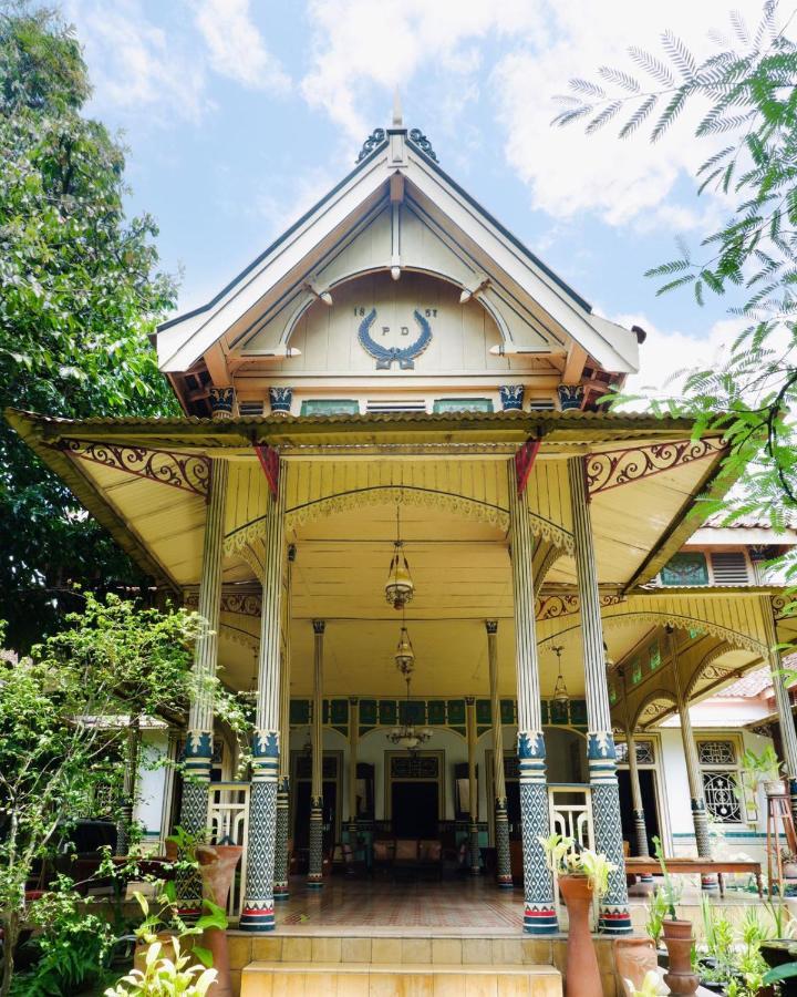 Ndalem Natan Royal Heritage Yogyakarta Exterior foto