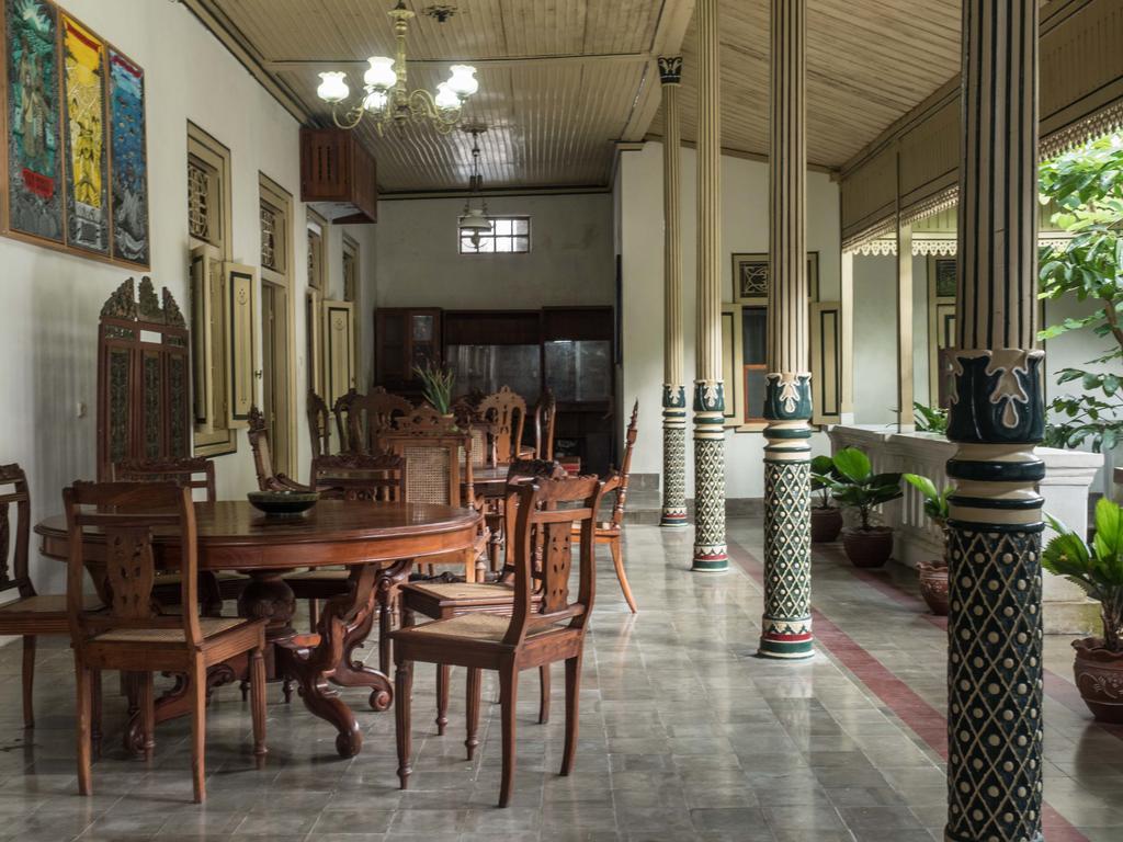 Ndalem Natan Royal Heritage Yogyakarta Exterior foto