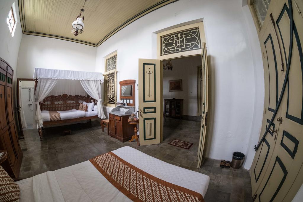 Ndalem Natan Royal Heritage Yogyakarta Exterior foto