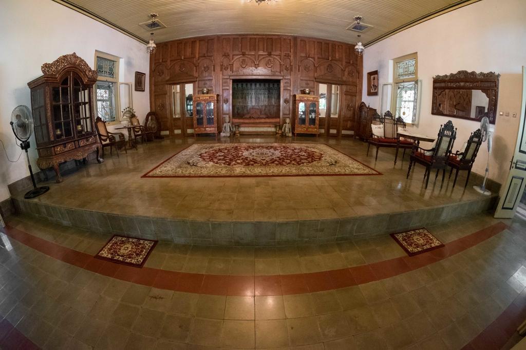 Ndalem Natan Royal Heritage Yogyakarta Exterior foto