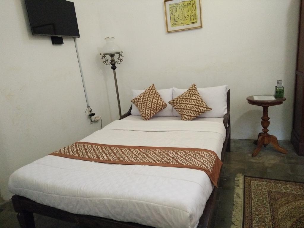 Ndalem Natan Royal Heritage Yogyakarta Exterior foto